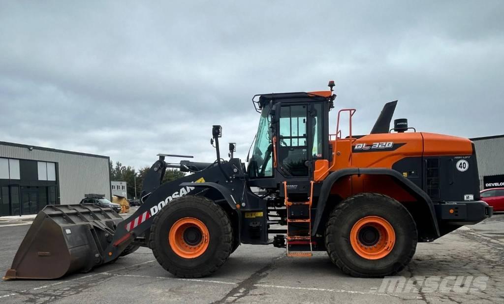 Doosan DL 320-7 Wielladers