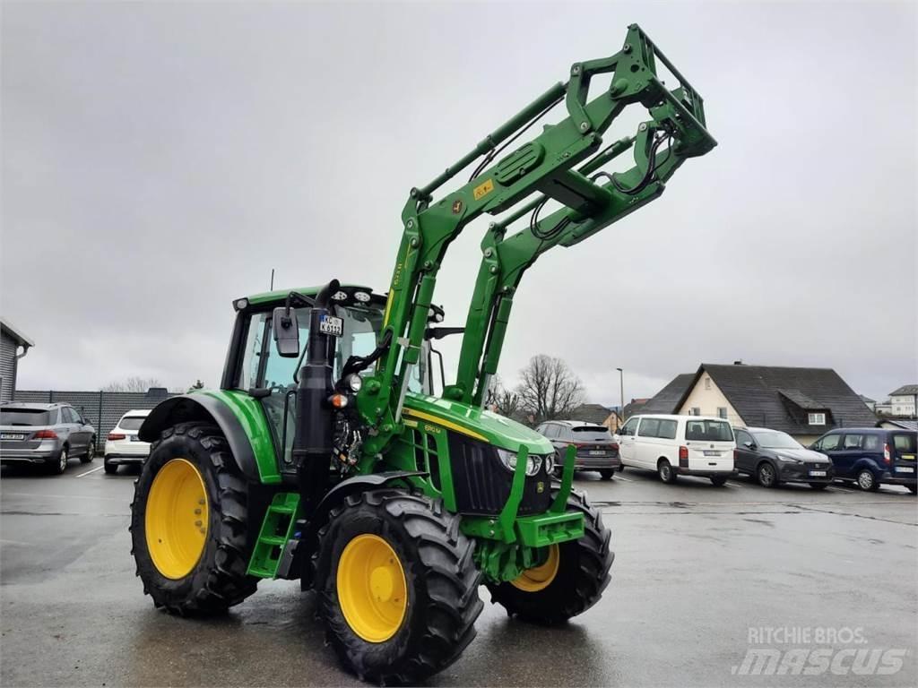 John Deere 6110M Tractoren
