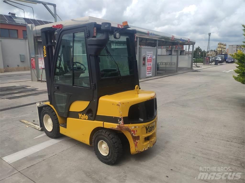 Yale GDP30VX Diesel heftrucks