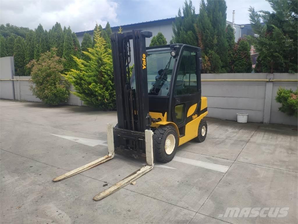 Yale GDP30VX Diesel heftrucks