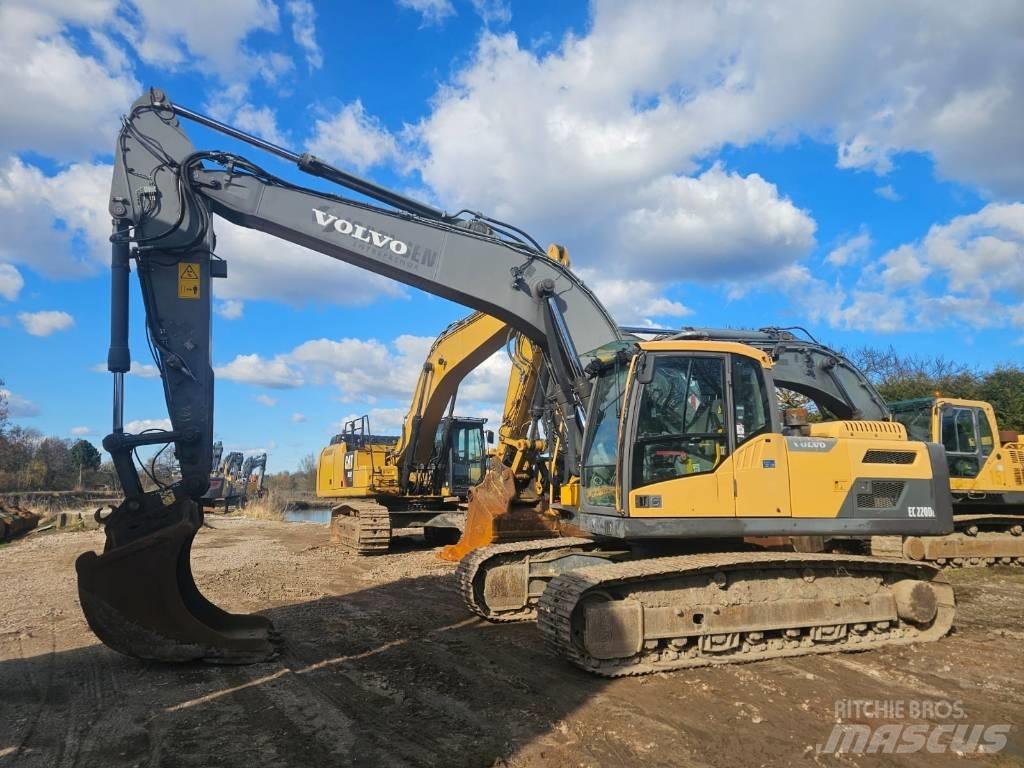 Volvo EC 220 DL Rupsgraafmachines