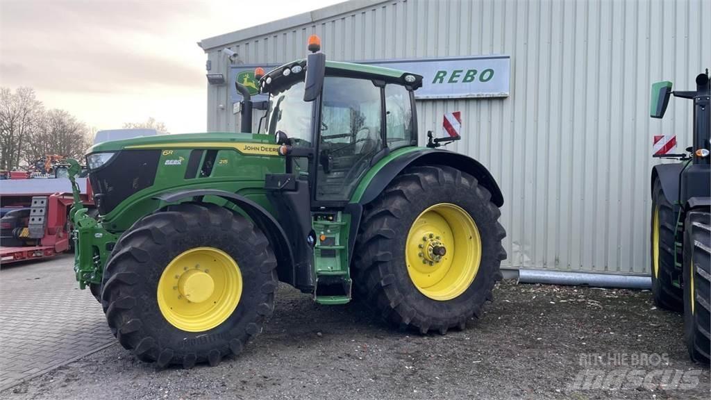 John Deere 6R215 Tractoren