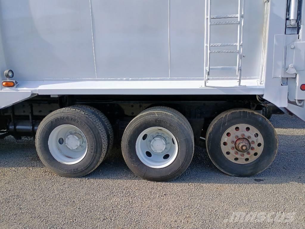 Mack LEU Vuilniswagens