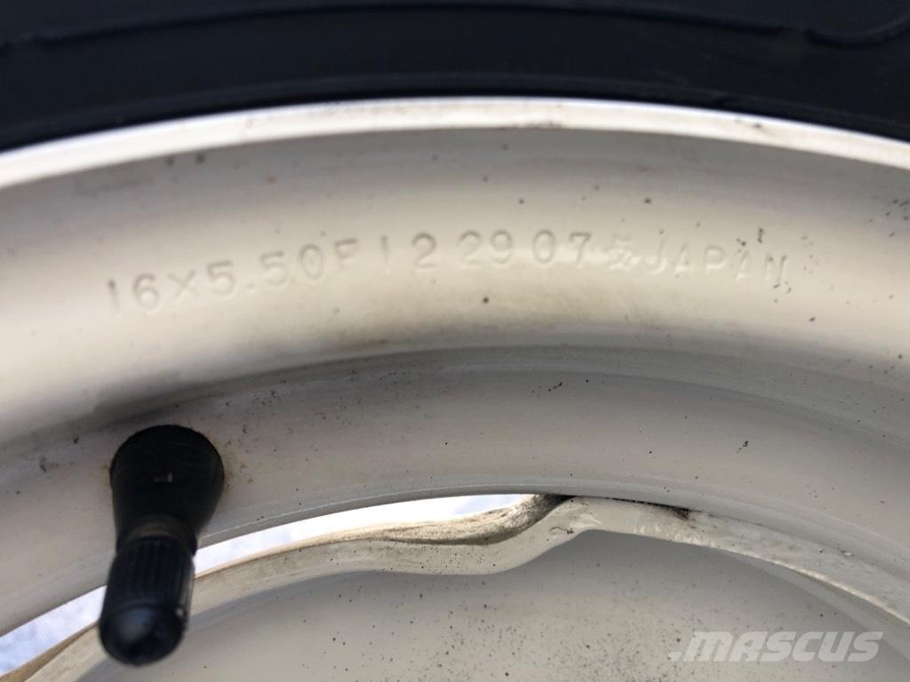 Bridgestone AS 7-16 Compacttrekkers