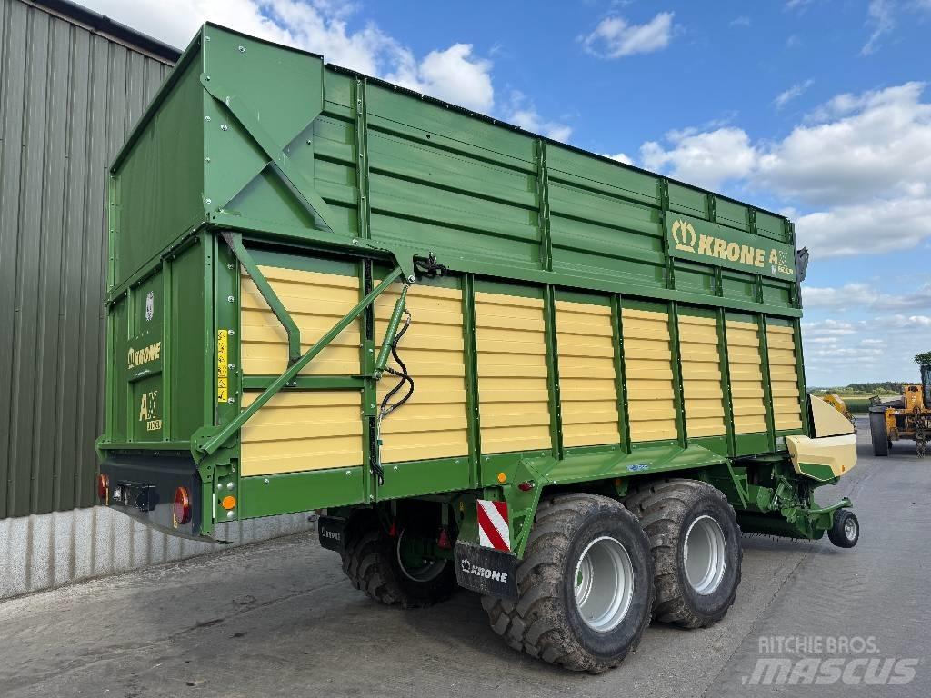 Krone AX 310 HL Opraapwagens