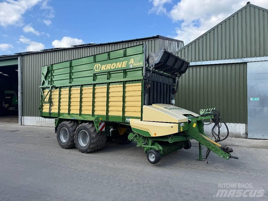 Krone AX 310 HL Opraapwagens