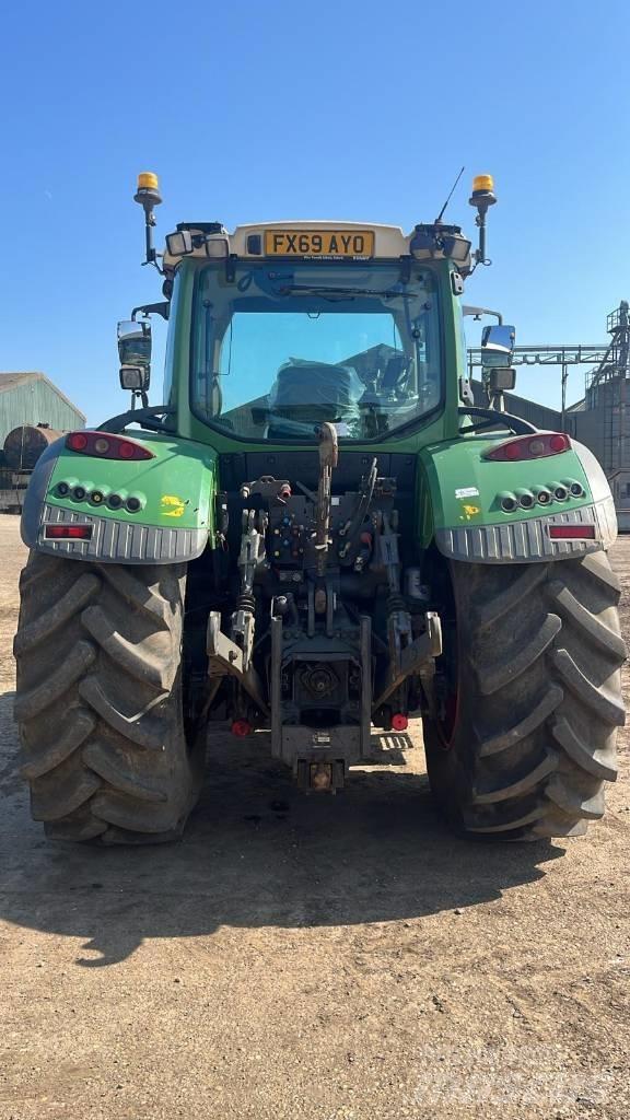 Fendt 720 Vario S4 Tractoren