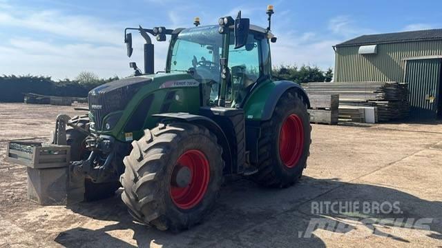 Fendt 720 Vario S4 Tractoren