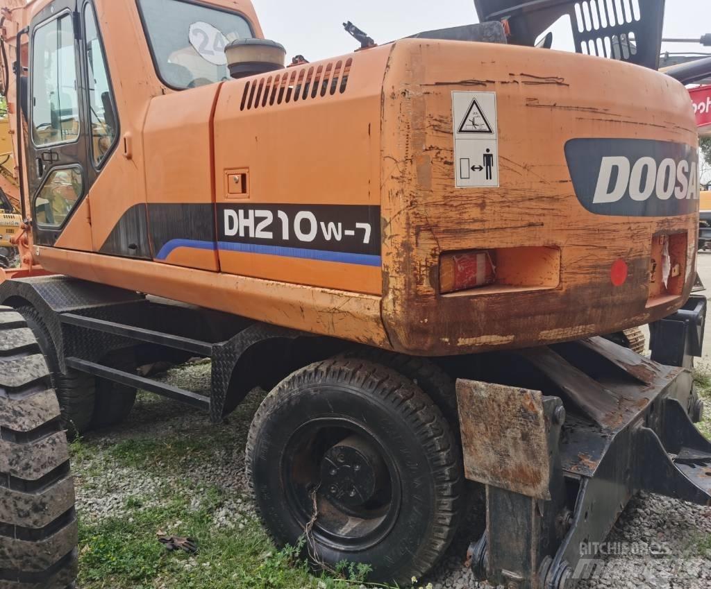 Doosan DH 210 W-7 Wielgraafmachines