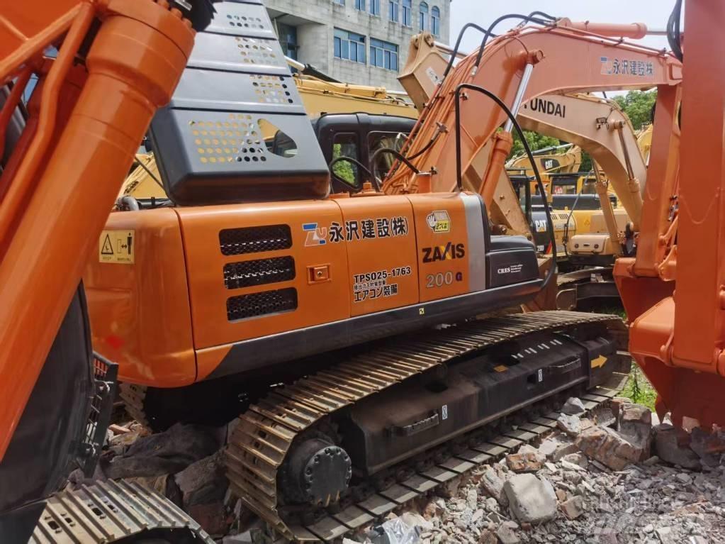 Hitachi ZX 200 Rupsgraafmachines