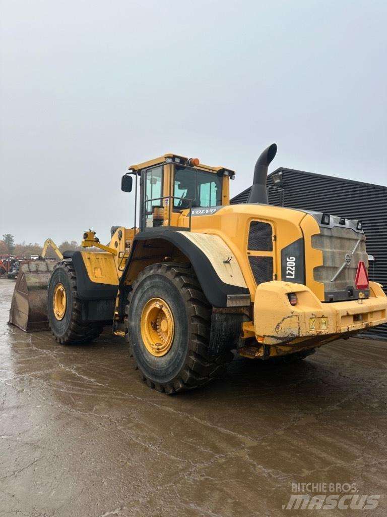 Volvo L 220 G Wielladers