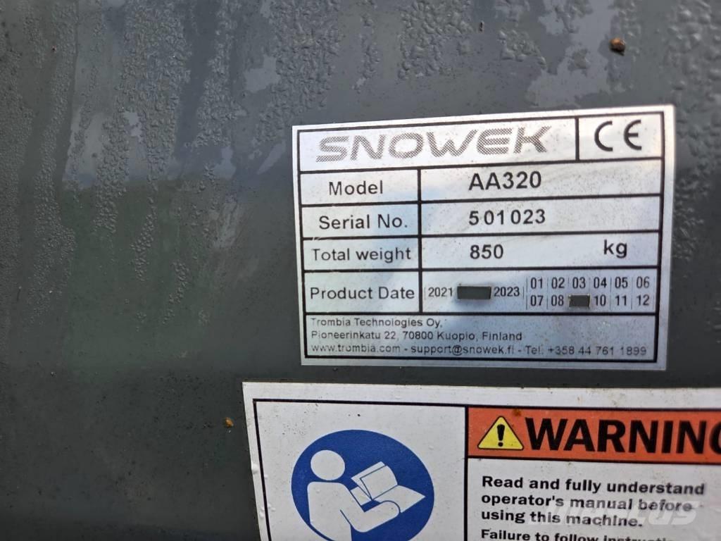 Snowek AA 320 Sneeuwschuivers en -ploegen