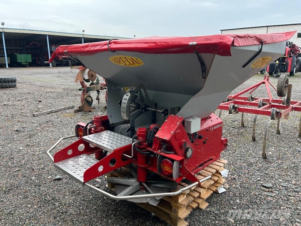 Bredal SGS 1500 Zand- en zoutstrooimachines