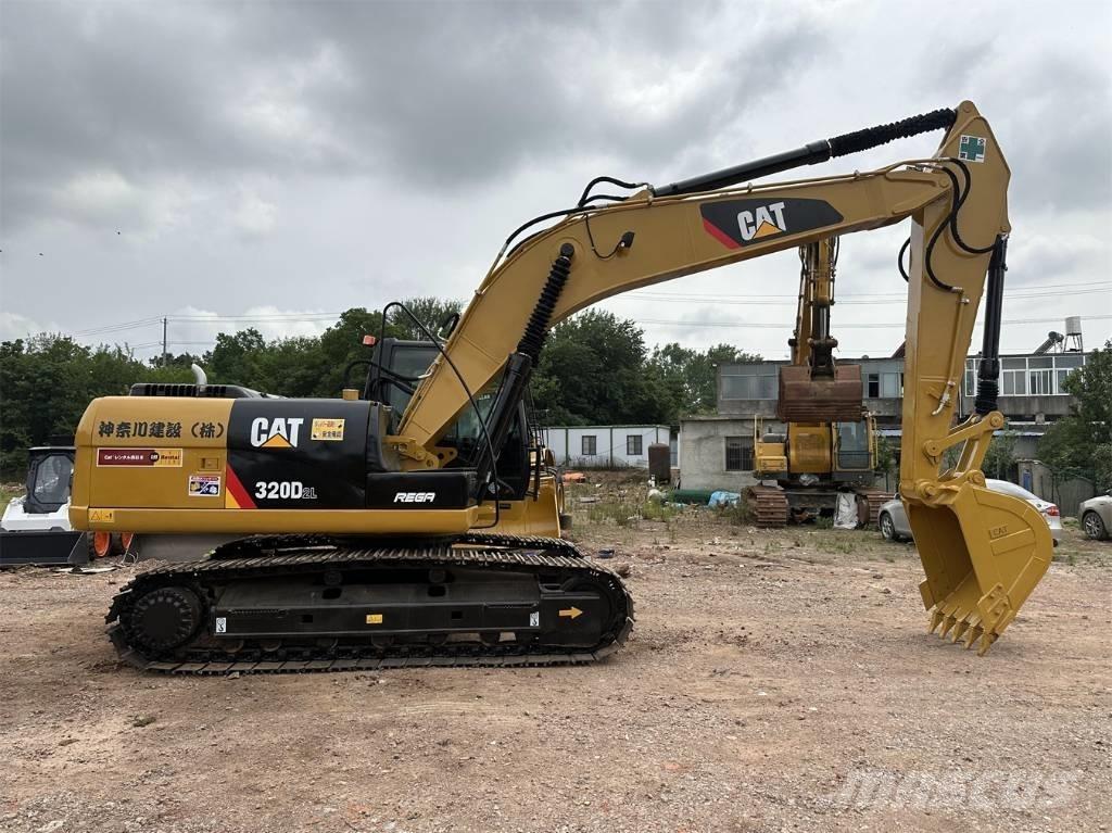 CAT 320 D Rupsgraafmachines