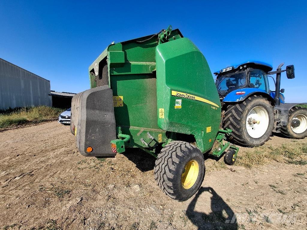 John Deere V461M Ronde-balenpersen