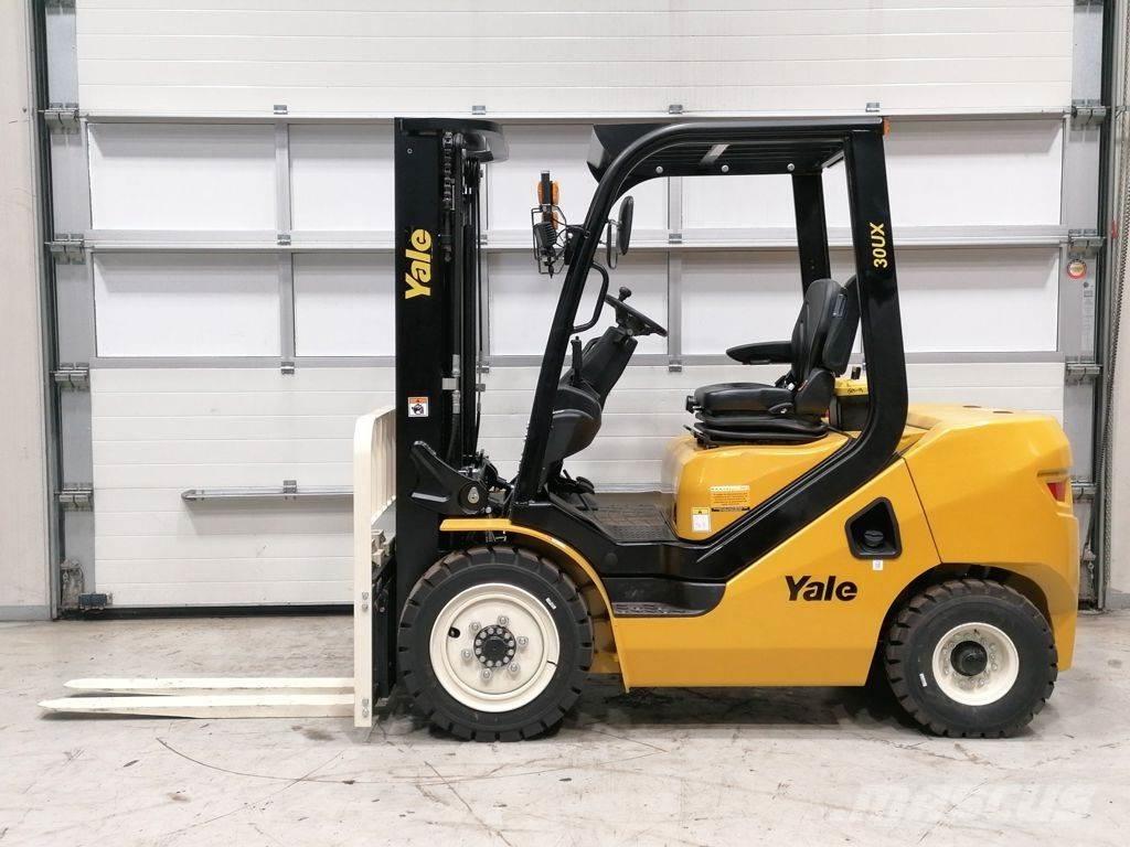 Yale GDP30UX Diesel heftrucks