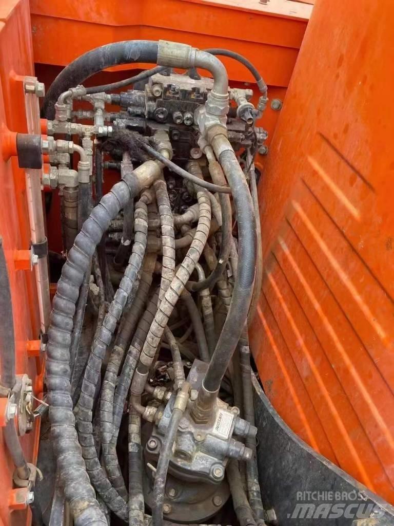 Doosan DX 75 Rupsgraafmachines
