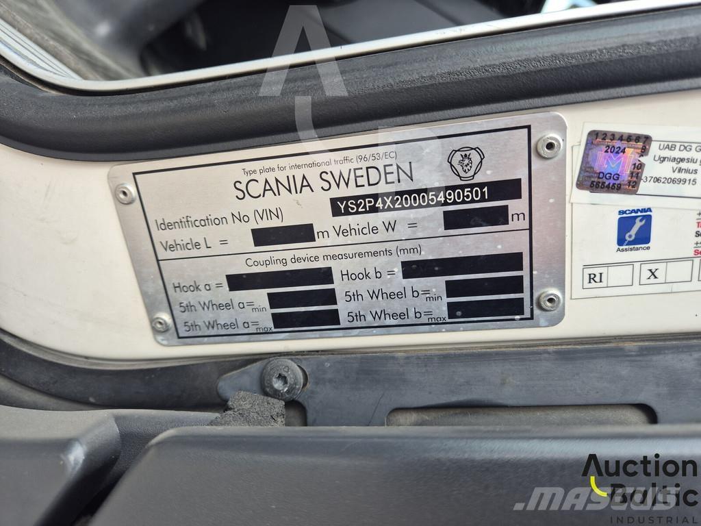 Scania P 450 Chassis met cabine