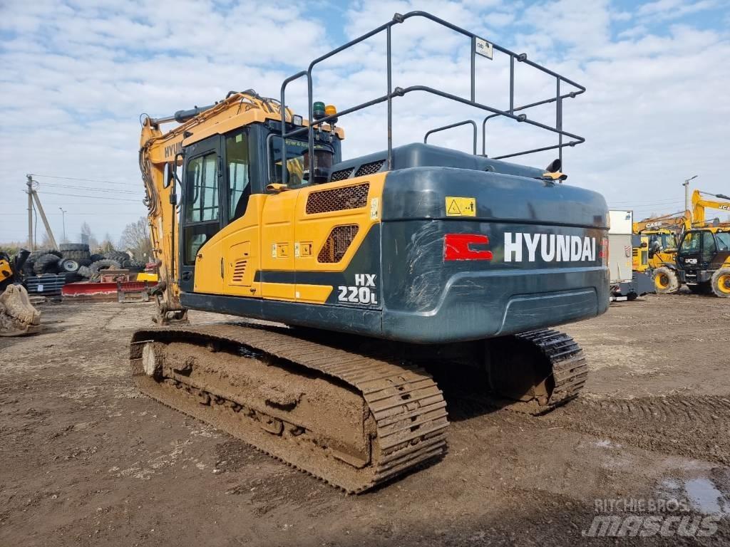Hyundai HX 220 L Rupsgraafmachines