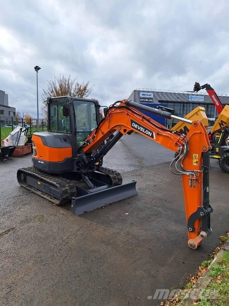 Develon DX 50 Z-7 Minigraafmachines < 7t