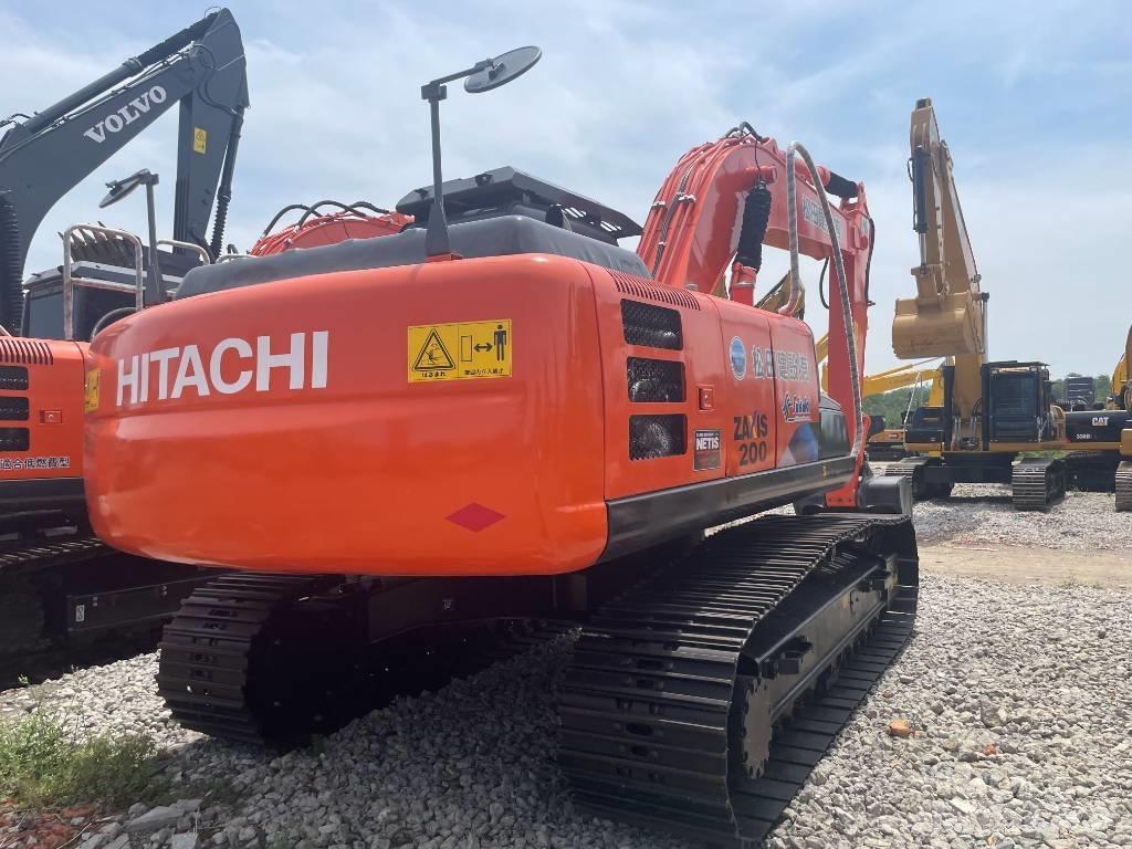 Hitachi ZX 200 Rupsgraafmachines