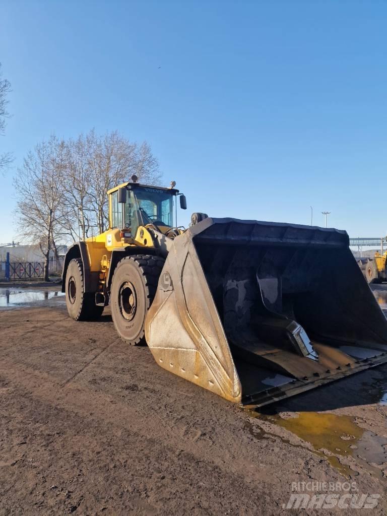 Volvo L 220 F Wielladers