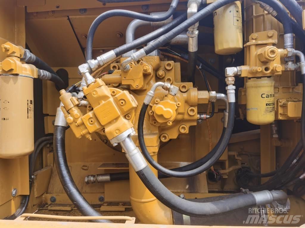 CAT 336 D2 Rupsgraafmachines
