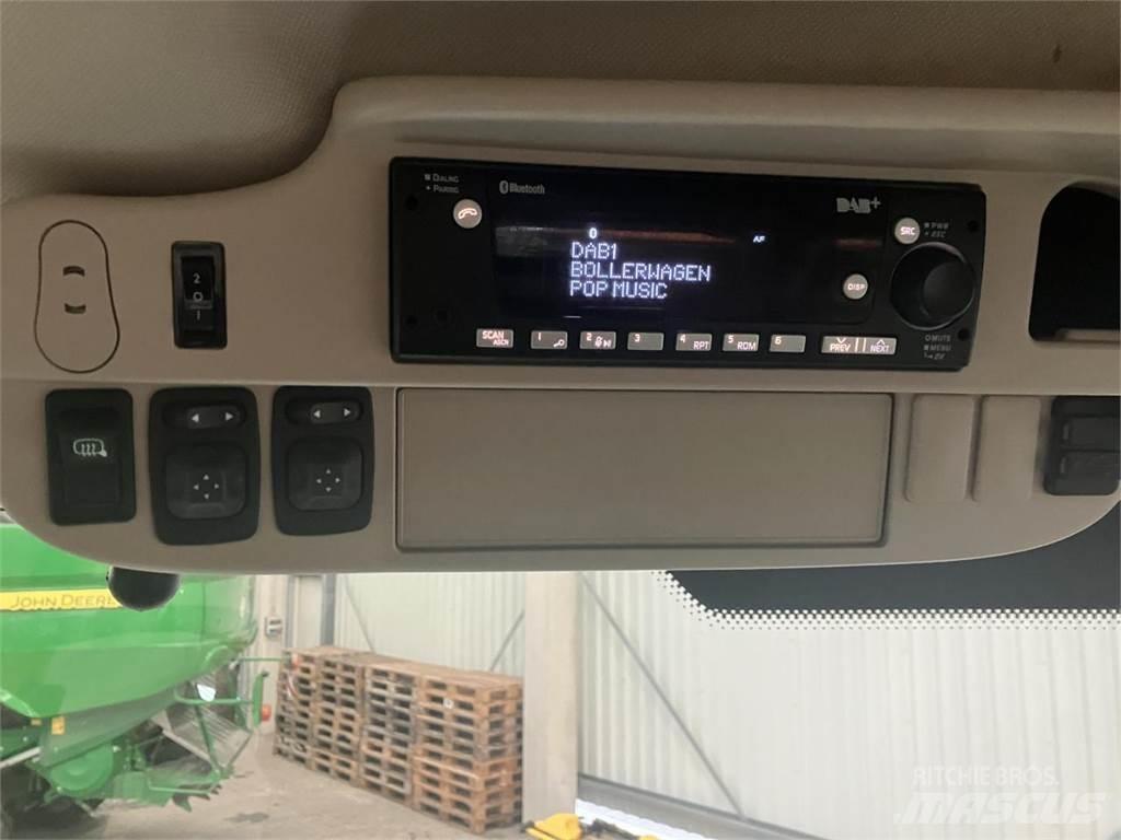 John Deere 6R 215 Tractoren