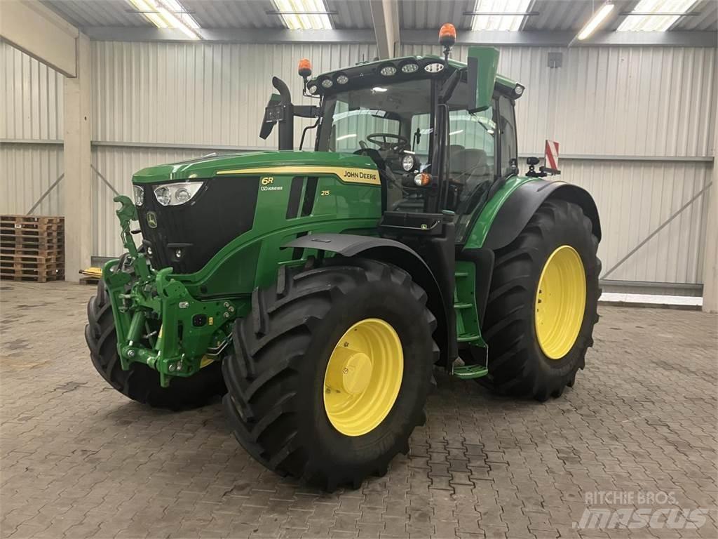 John Deere 6R 215 Tractoren