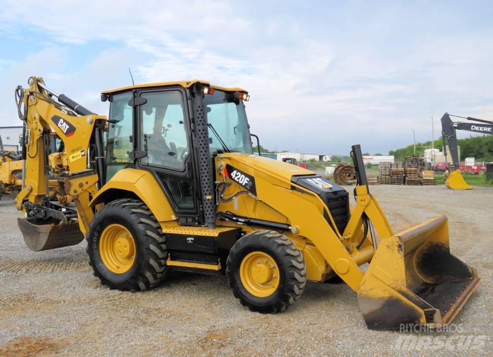 CAT 420F2 Graaf-laadcombinaties