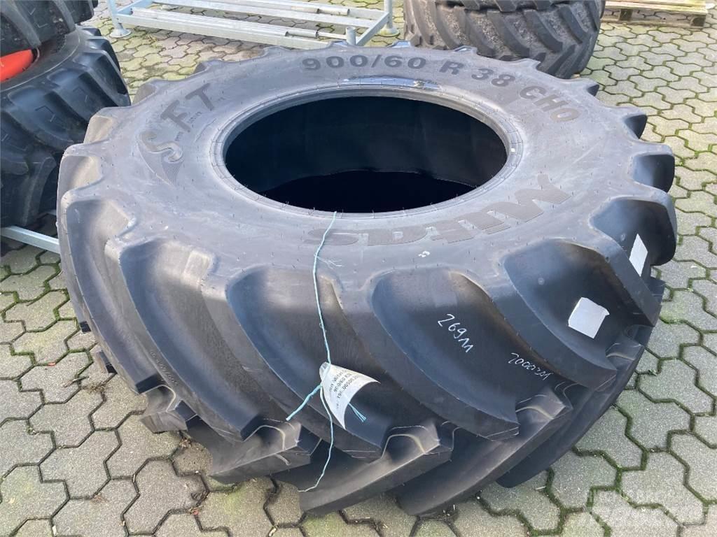 Mitas 1x 900/60R38 Banden, wielen en velgen