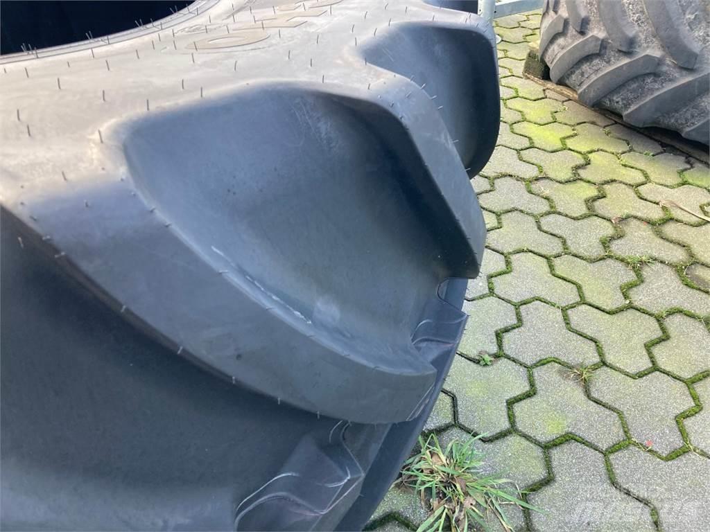 Mitas 1x 900/60R38 Banden, wielen en velgen