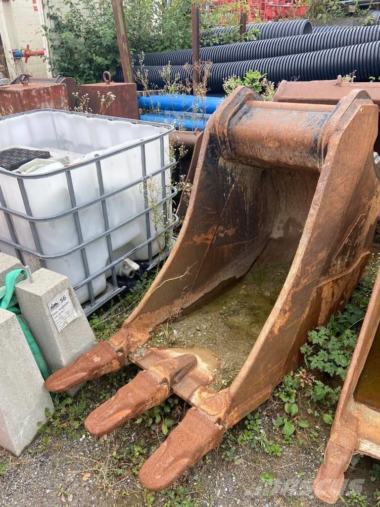 CAT 323 07B Rupsgraafmachines