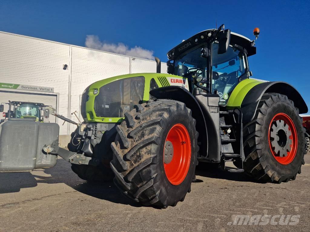 CLAAS Axion 960 Tractoren