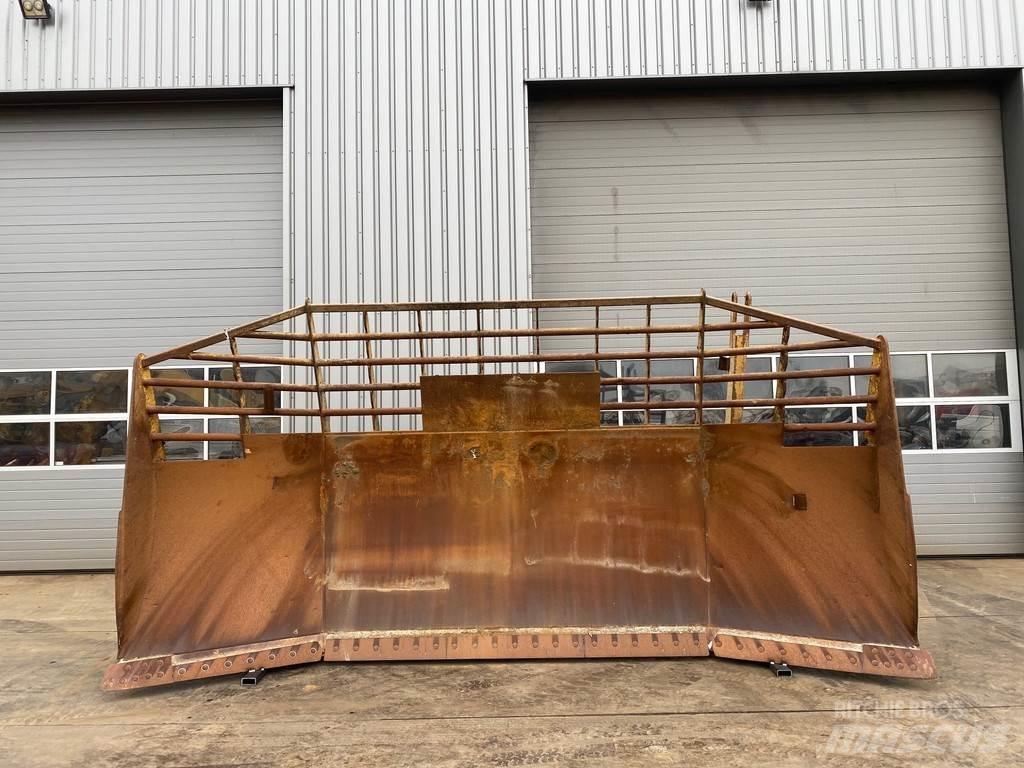CAT D9U Blade Bladen