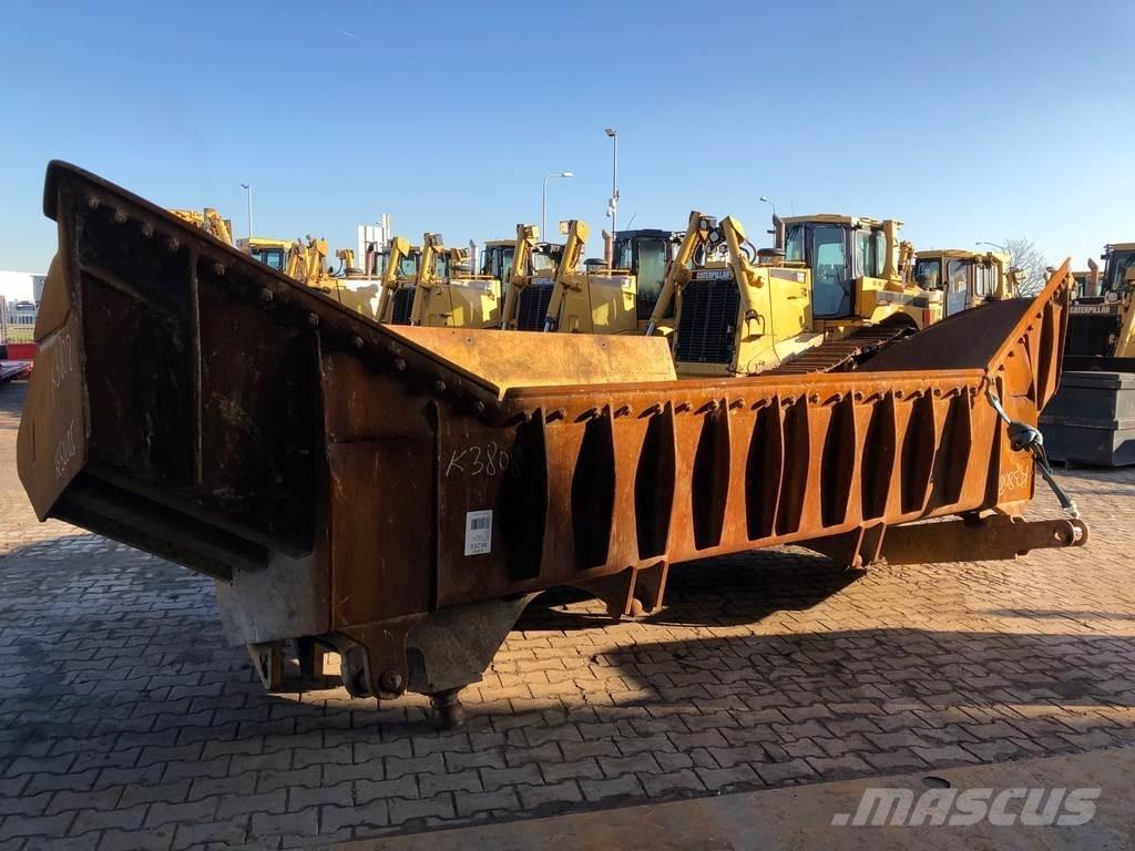 CAT D9U Blade Bladen