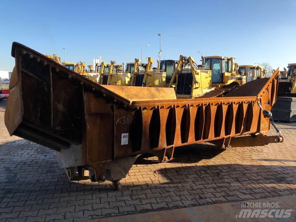 CAT D9U Blade Bladen