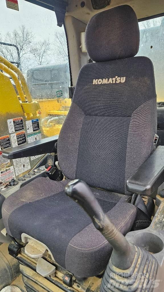 Komatsu PC 490 LC-11 Rupsgraafmachines