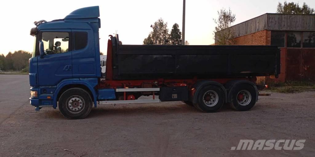Scania 124 C 420 Vrachtwagen met containersysteem