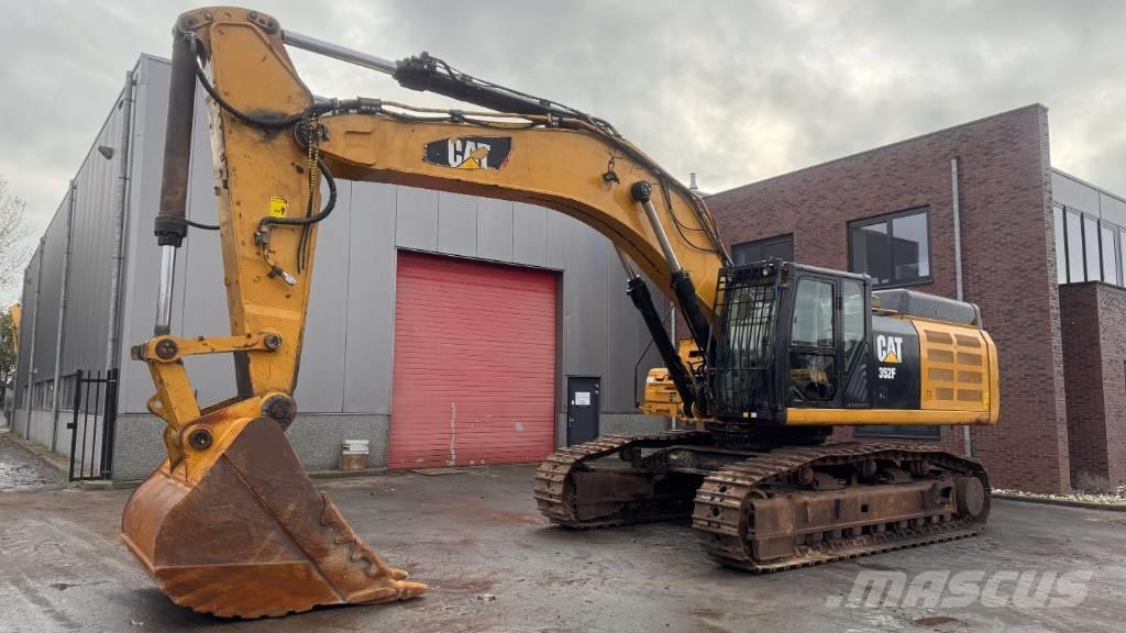 CAT 352 F Rupsgraafmachines