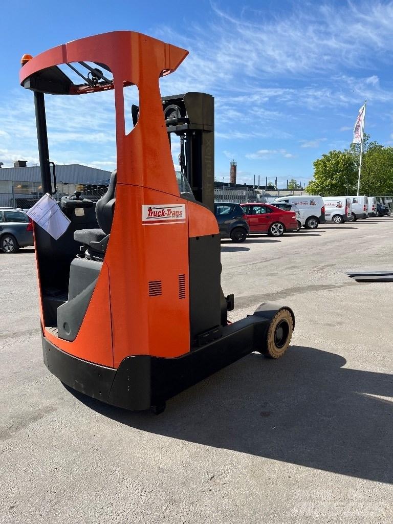 Toyota RRE160R Reachtruck voor hoog niveau