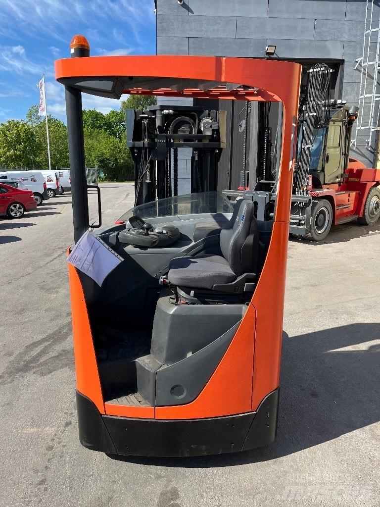 Toyota RRE160R Reachtruck voor hoog niveau