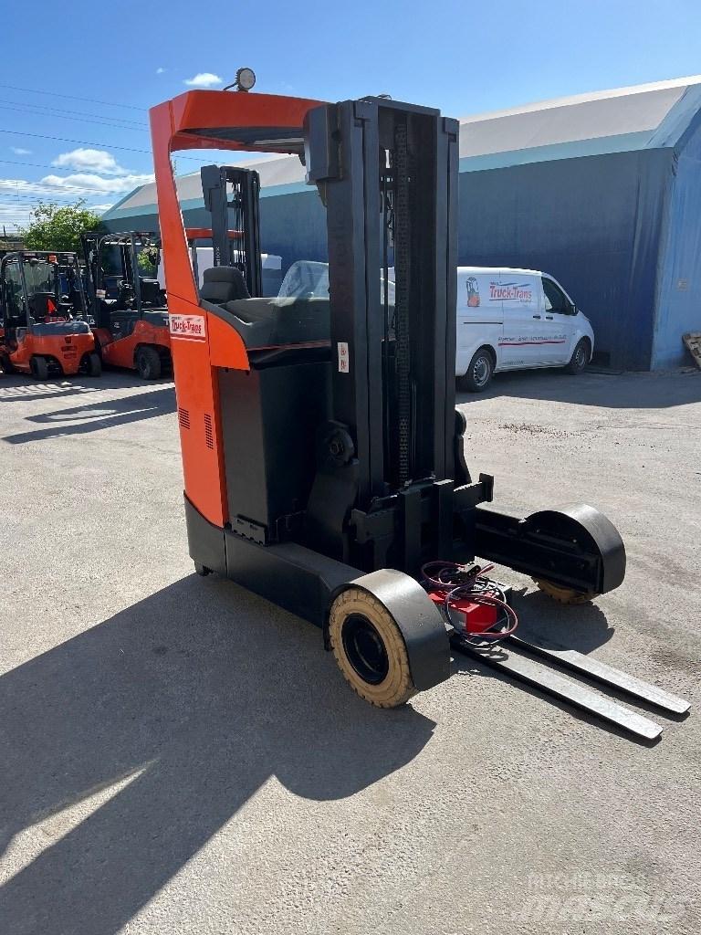 Toyota RRE160R Reachtruck voor hoog niveau