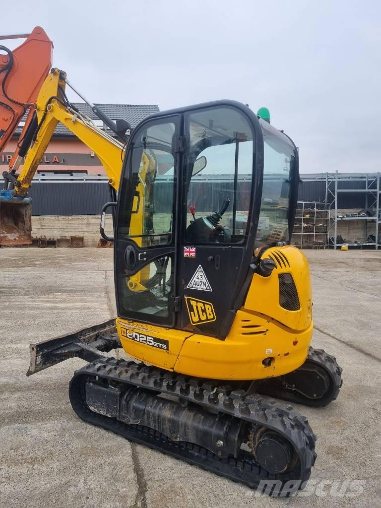 JCB 8025 Minigraafmachines < 7t