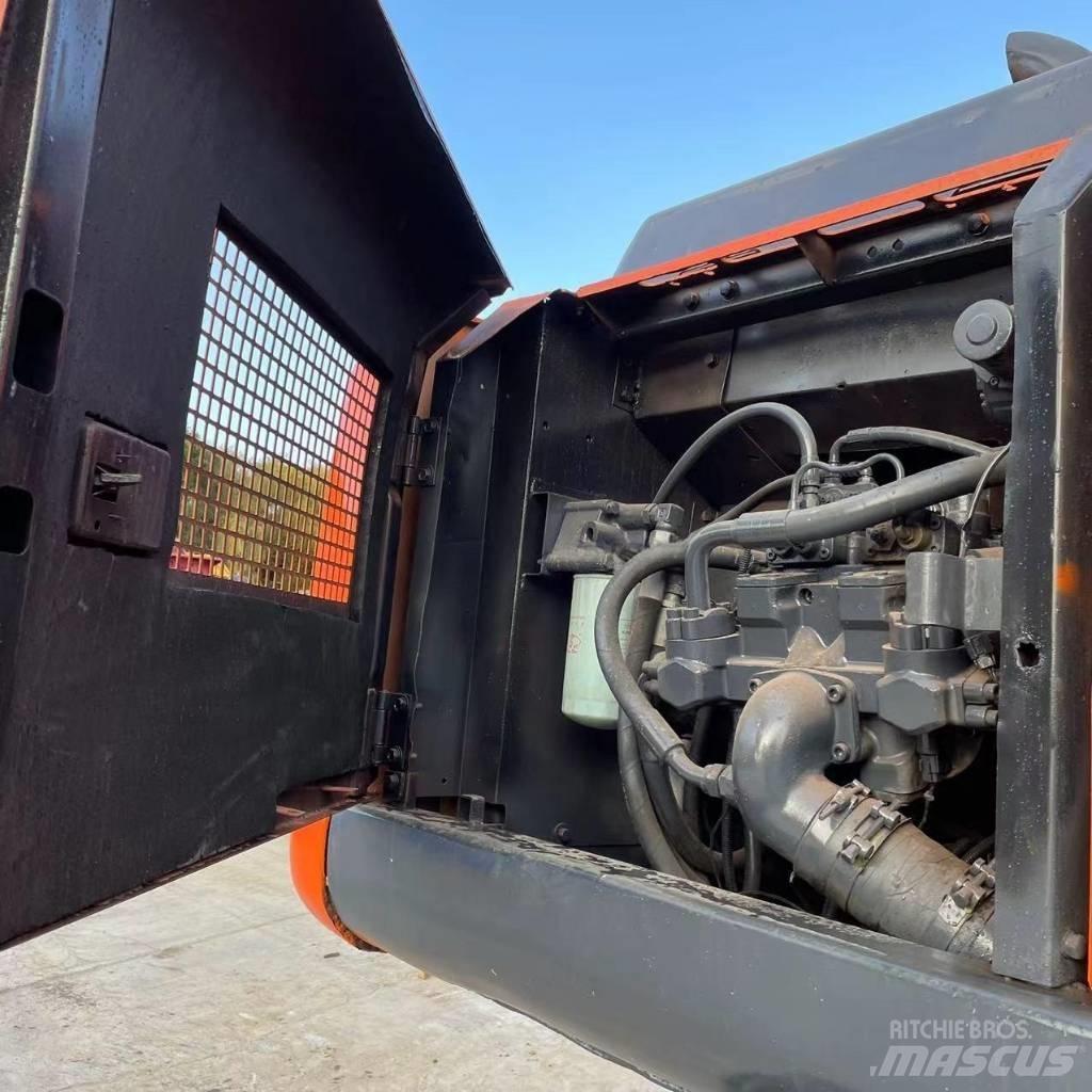 Hitachi ZX200 Rupsgraafmachines