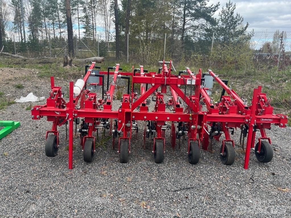 Steketee EC-Weeder 5 Row crop cultivators