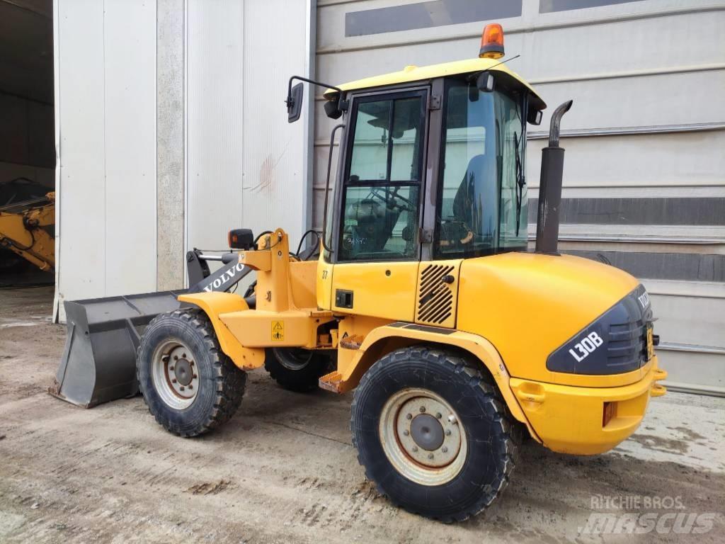 Volvo L 30 B Wielladers