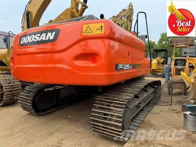 Doosan DX 225 LCA Rupsgraafmachines