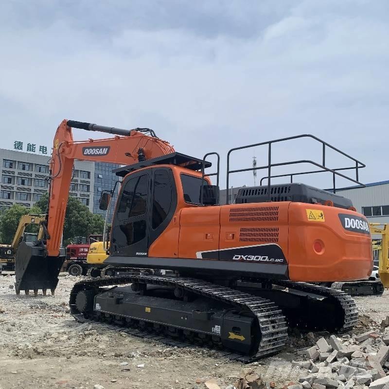 Doosan DX 300 Rupsgraafmachines
