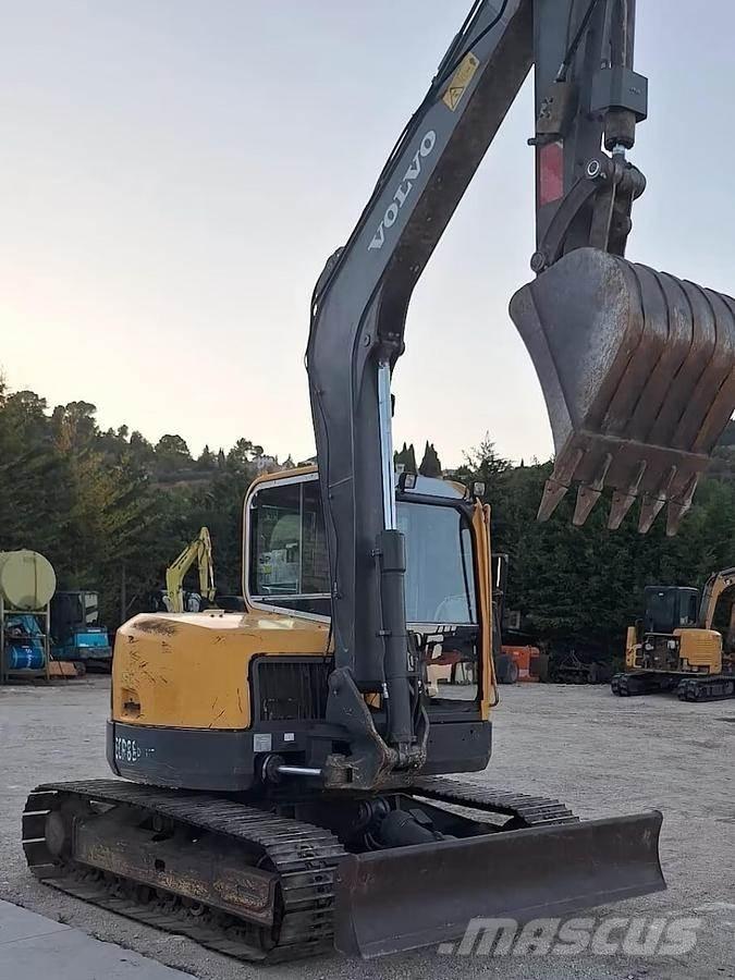 Volvo ECR88PLUS Midigraafmachines 7t - 12t